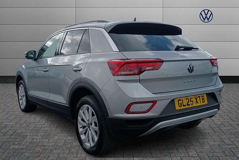 Used VW T-Roc Match 150 HP (110 kW) 2025 Silver SUV