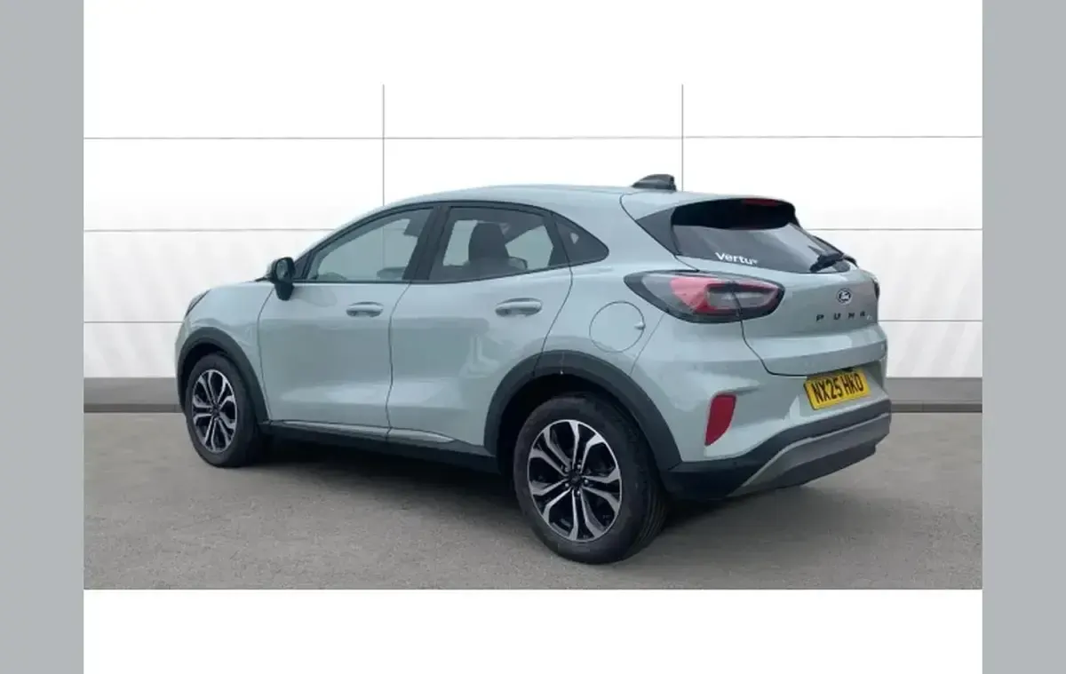 Gebraucht Ford Puma Titanium 125 PS (91 kW) 2025 Grau SUV