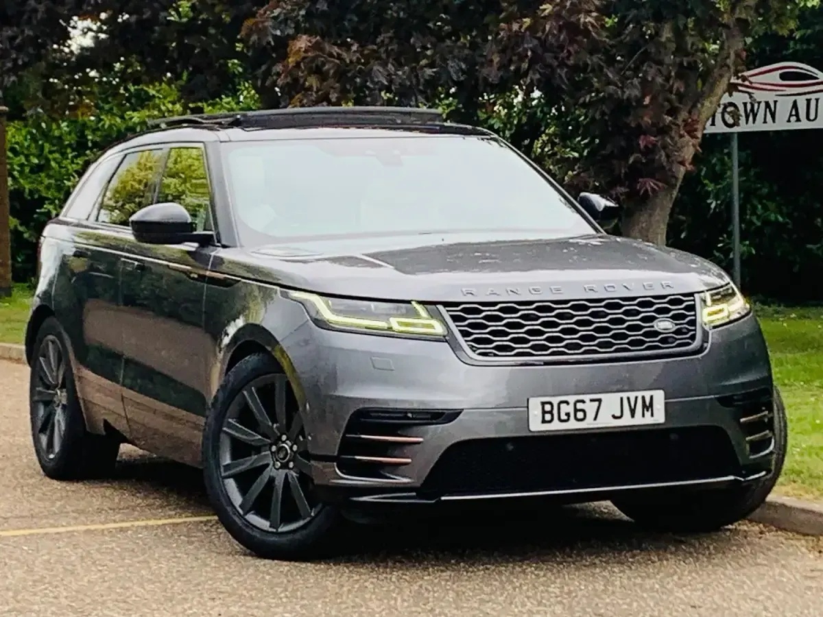 Used Land Rover Range Rover Velar SE Dynamic 236 HP (173 kW) 2017 Grey SUV