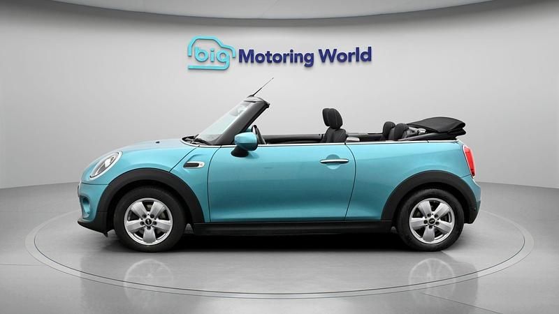 Begagnad Mini Cooper Classic 134 HK (98 kW) 2019 Halvkombi