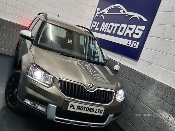 Used Skoda Yeti Elegance 105 HP (77 kW) 2014 Green SUV