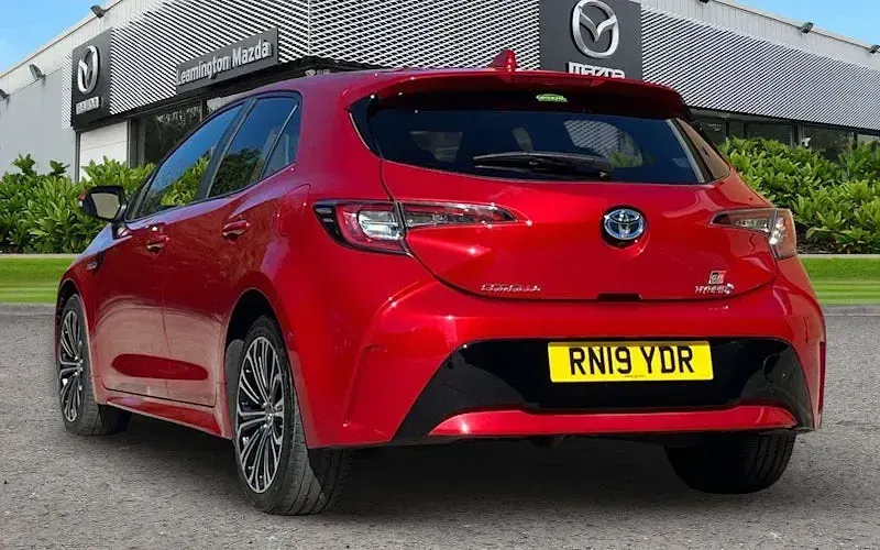 Gebraucht Toyota Corolla Design 122 PS (89 kW) 2022 Kleinwagen