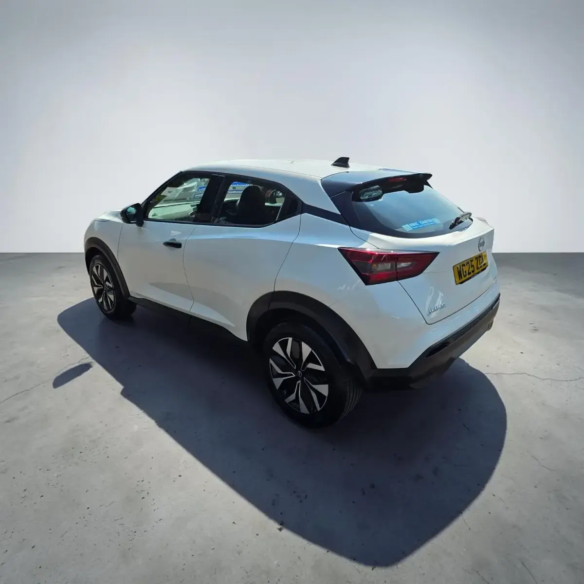 Used Nissan Juke Acenta Premium 114 HP (83 kW) 2025 White SUV