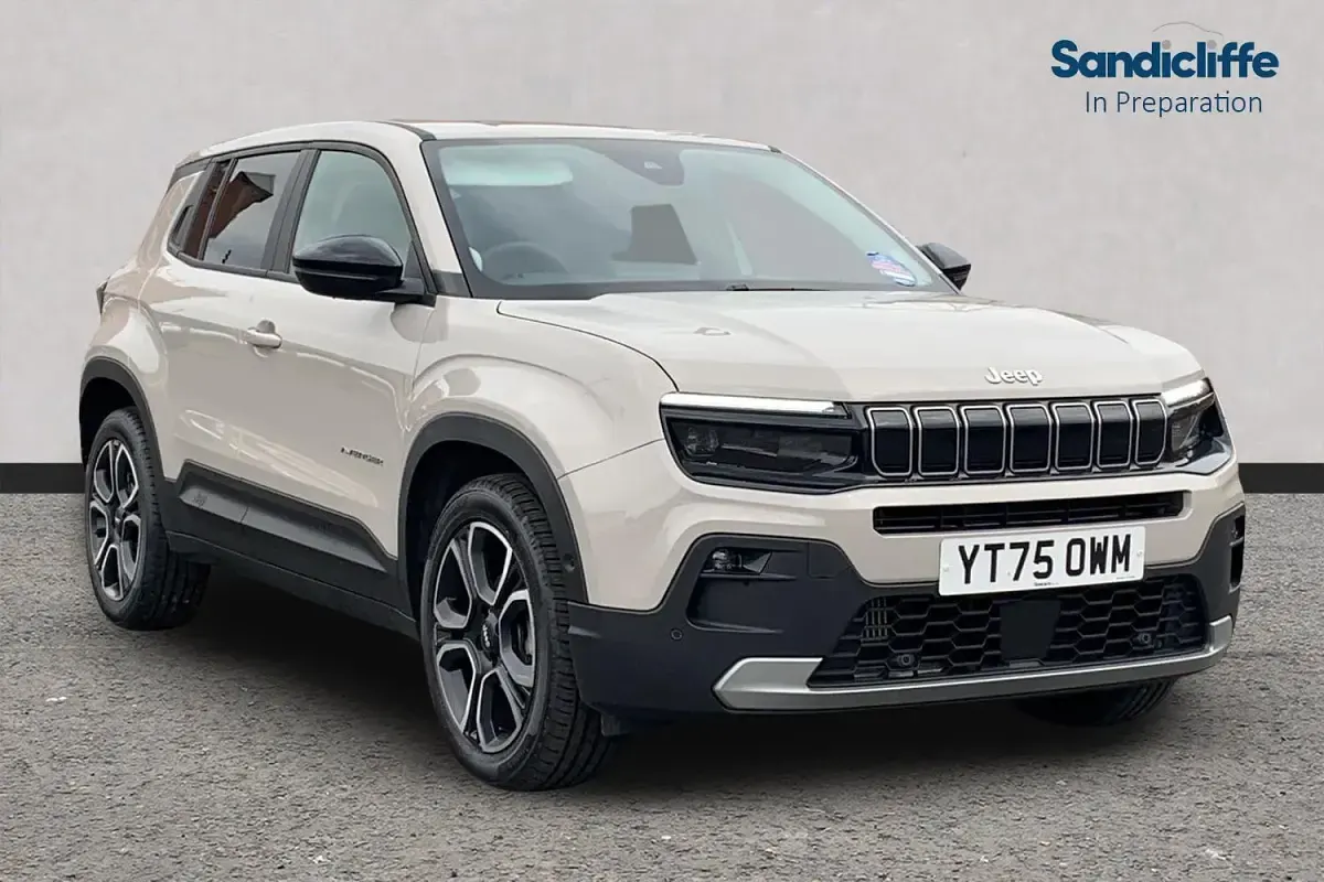 Used Jeep Avenger Summit 100 HP (73 kW) 2025 SUV