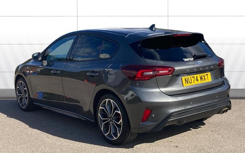 Used Ford Focus ST-Line X 125 HP (91 kW) 2024 Grey Hatchback
