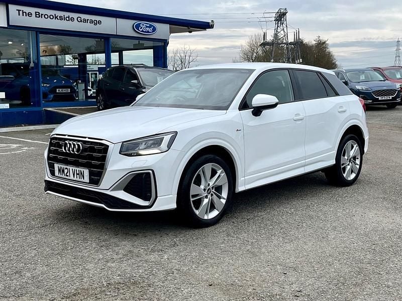 Used Audi Q2 S-Line 150 HP (110 kW) 2021 White SUV