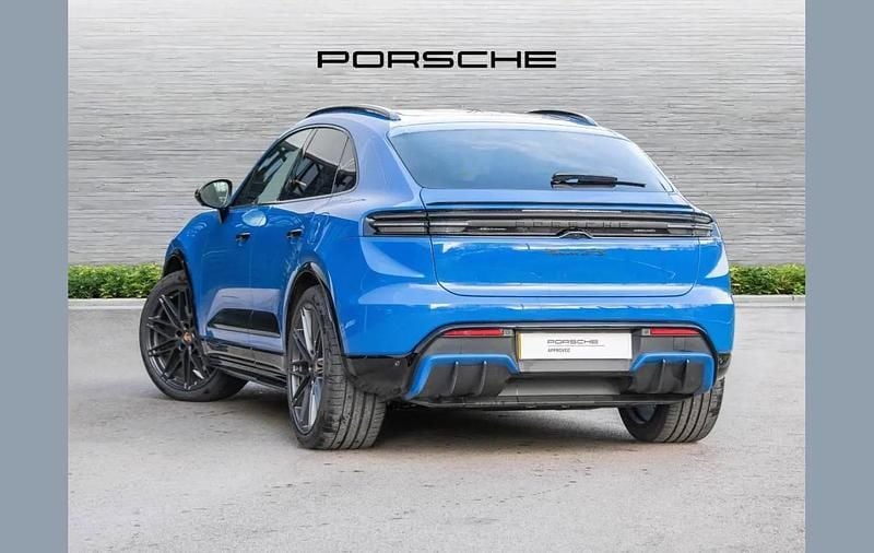 Used Porsche Macan 419 kW (571 HP) 2026 Blue SUV