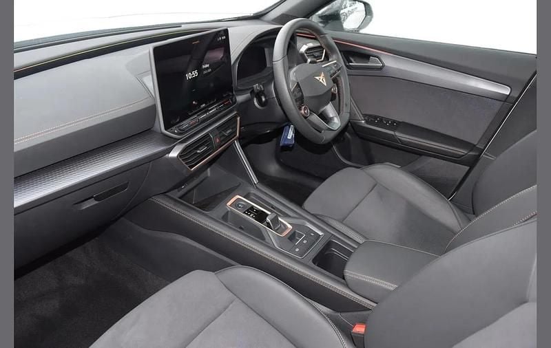 Used Cupra Formentor 147 HP (108 kW) 2025 White SUV