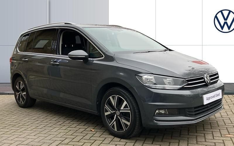 Used 2024 VW Touran SEL MPV | £21,843 (Fair price) - Image 1/4