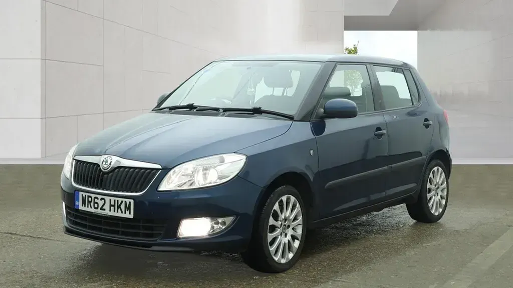 Used Skoda Fabia Elegance 105 HP (77 kW) 2013 Blue Hatchback
