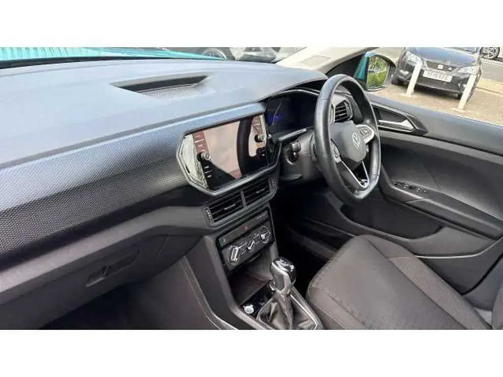 Used VW T-Cross SE 110 HP (80 kW) 2023 SUV