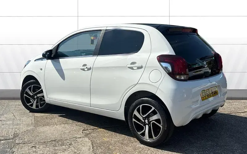 Used Peugeot 108 Allure 72 HP (52 kW) 2022 Hatchback