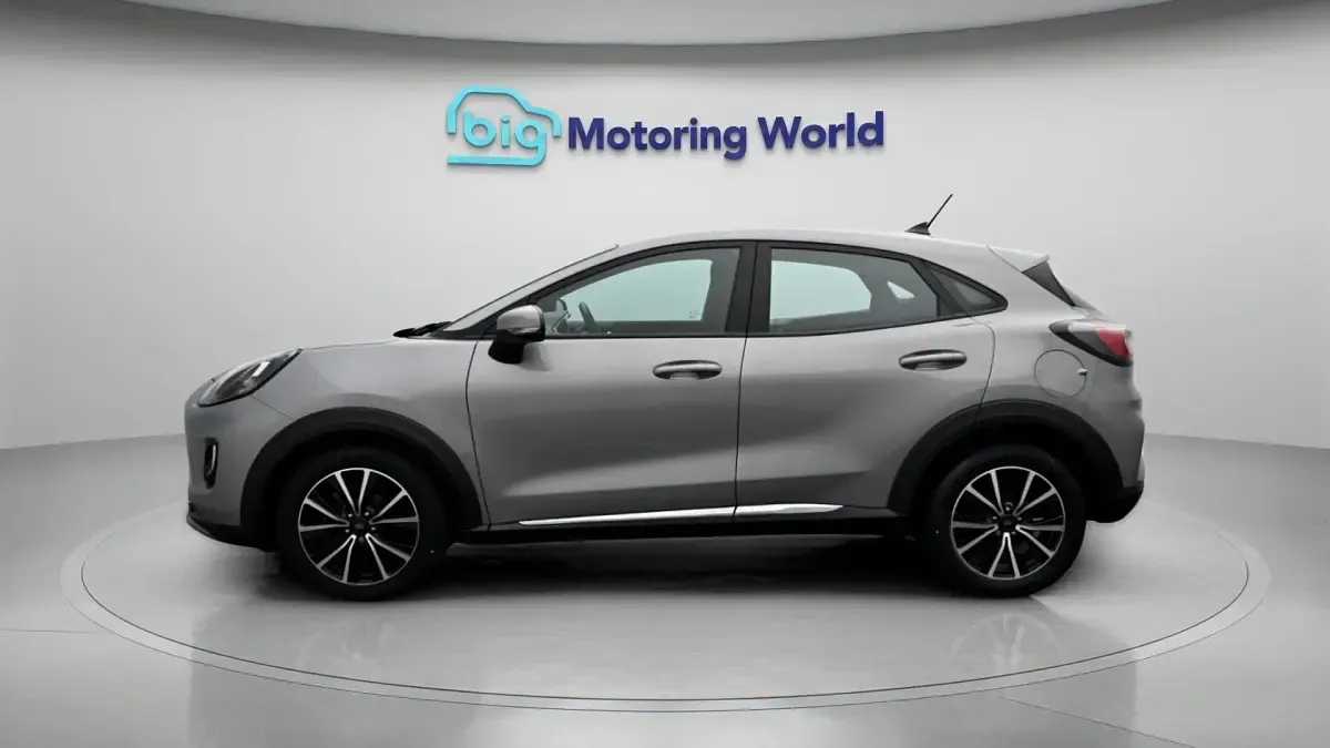 Second-hand Ford Puma Titanium 123 CP (90 kW) 2022 Argintiu SUV