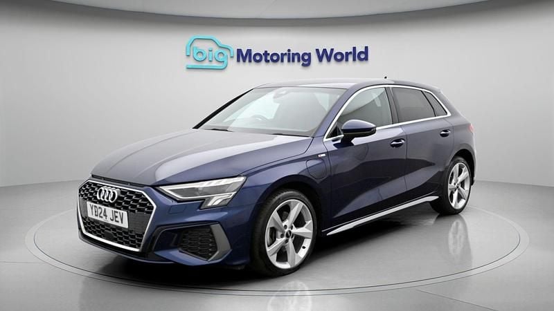 Used Audi A3 Sportback e-tron S-Line 204 HP (150 kW) 2024 Hatchback