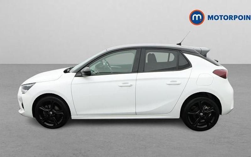 Used Vauxhall Corsa 131 HP (96 kW) 2023 White Hatchback