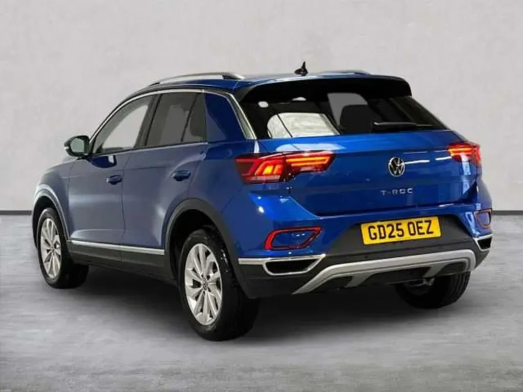 Used VW T-Roc Style 150 HP (110 kW) 2025 Blue SUV
