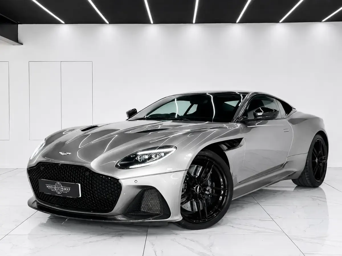 Used Aston Martin DBS 715 HP (525 kW) 2019 Green Coupe