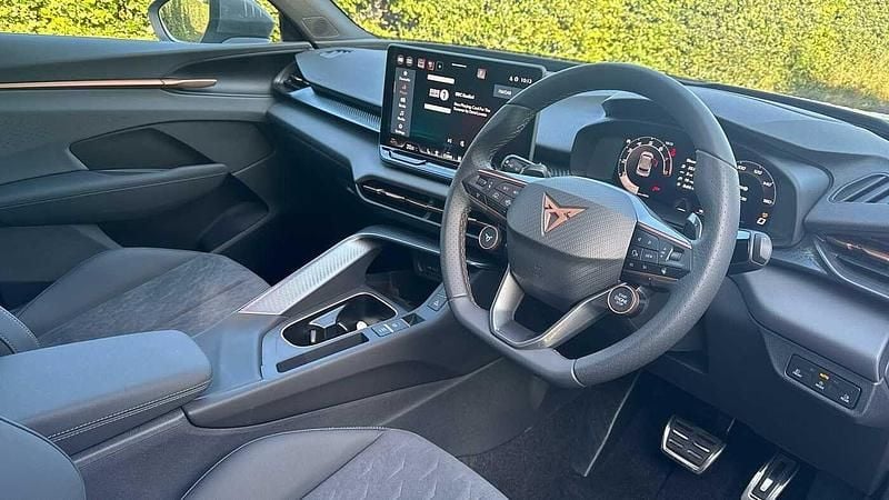 Used Cupra Terramar 2025 Glacial white SUV