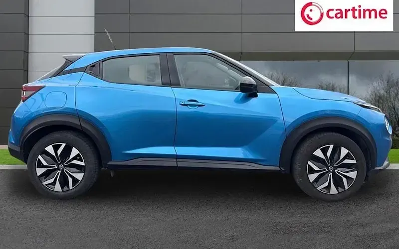 Used Nissan Juke Acenta 114 HP (83 kW) 2022 Blue SUV