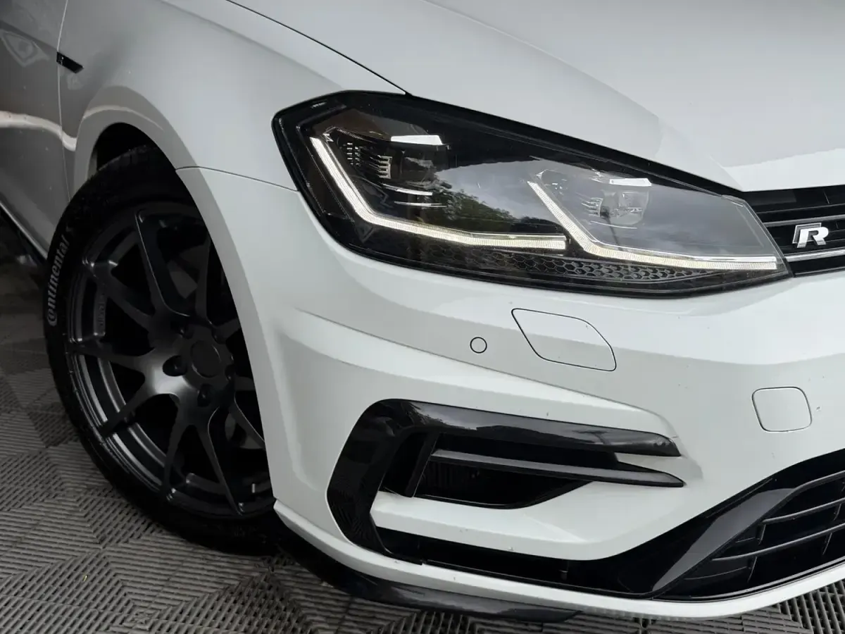 Used VW Golf VII R 300 HP (220 kW) 2019 White Estate