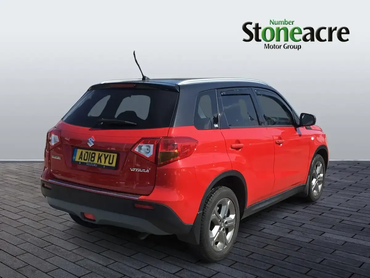 Used Suzuki Vitara SZ-T 120 HP (88 kW) 2018 Multicolour SUV