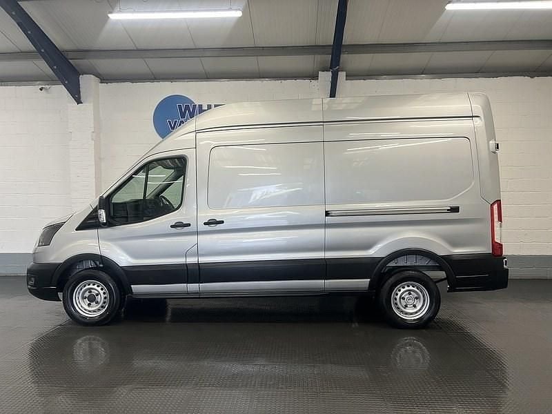 Usado Ford Transit S 130 CV (95 kW) 2023 Plateado Van