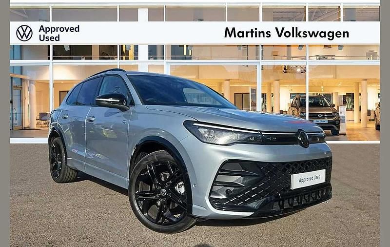Silver New 2025 VW Tiguan R-line SUV | £37,995 (Fair price) - Image 1/4