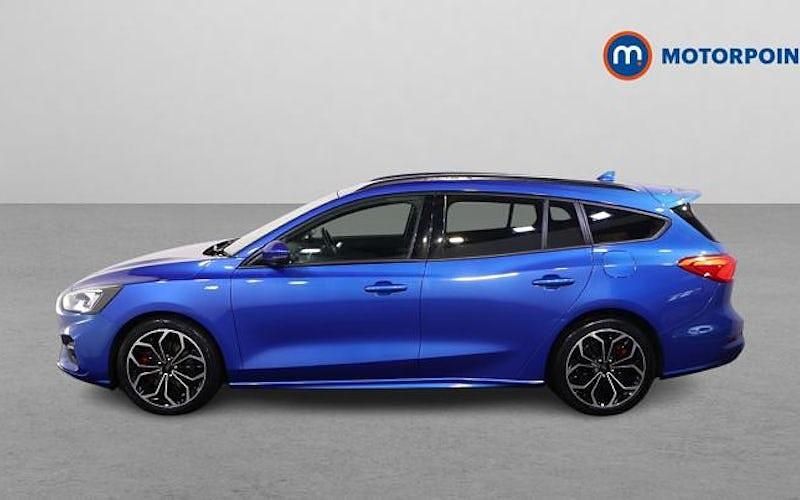 Used Ford Focus ST-Line X 125 HP (91 kW) 2020 Blue Estate