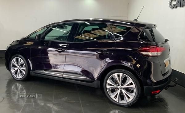 Used Renault Scénic IV Signature 2019 Mauve/purple MPV