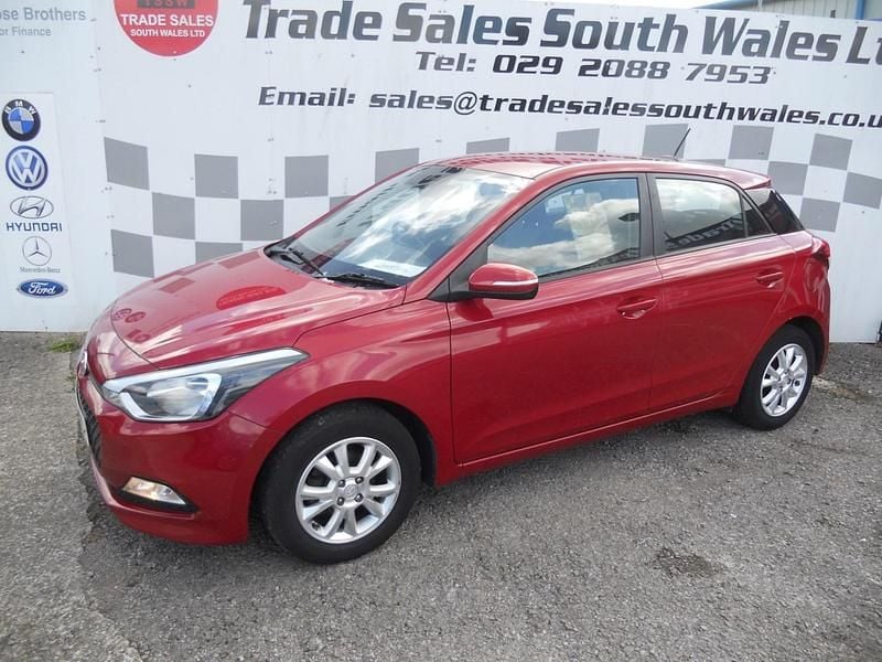 Used Hyundai i20 SE 2017 Red Hatchback