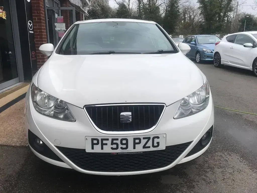 Used Seat Ibiza Sport 104 HP (76 kW) 2010 White Hatchback