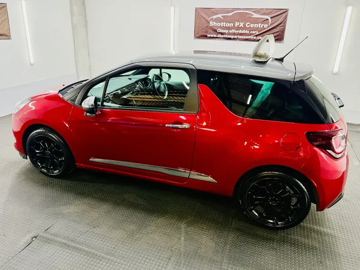 Used Citroën DS3 2013 Red Hatchback