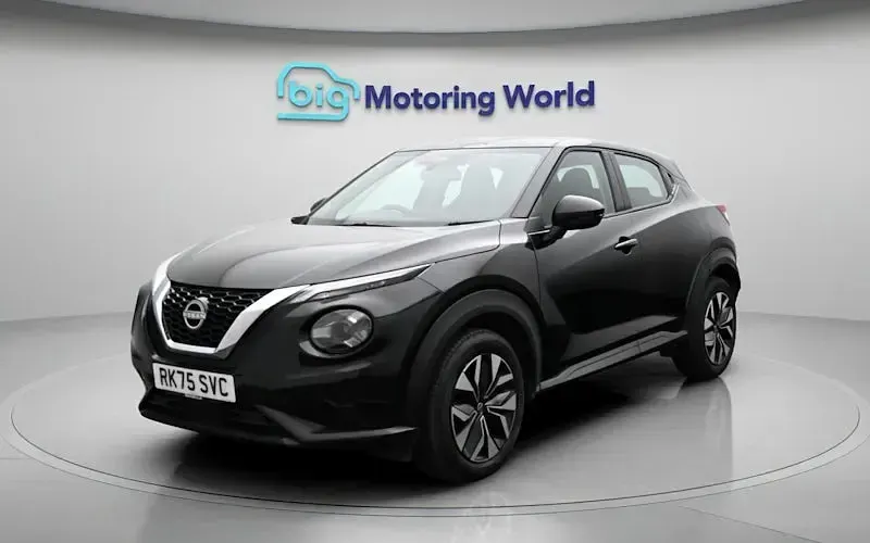 Usado Nissan Juke Acenta Premium 114 CV (83 kW) 2025 Negro SUV