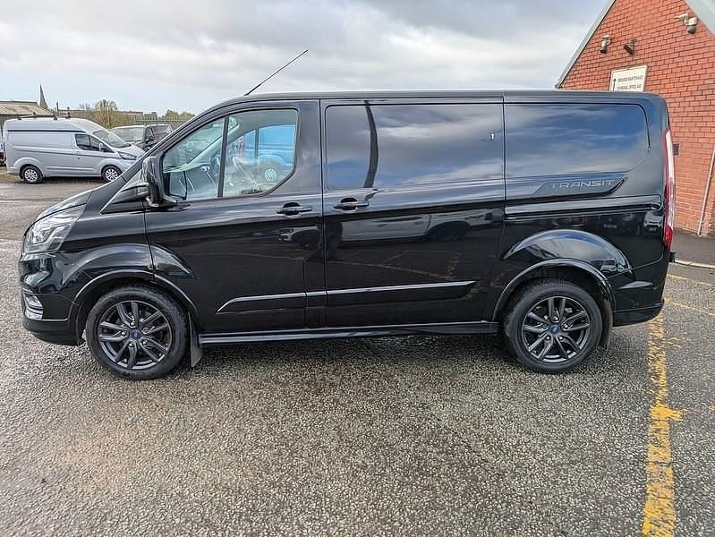 Używany Ford Transit Custom Sport 185 KM (136 kW) 2019 Czarny Van