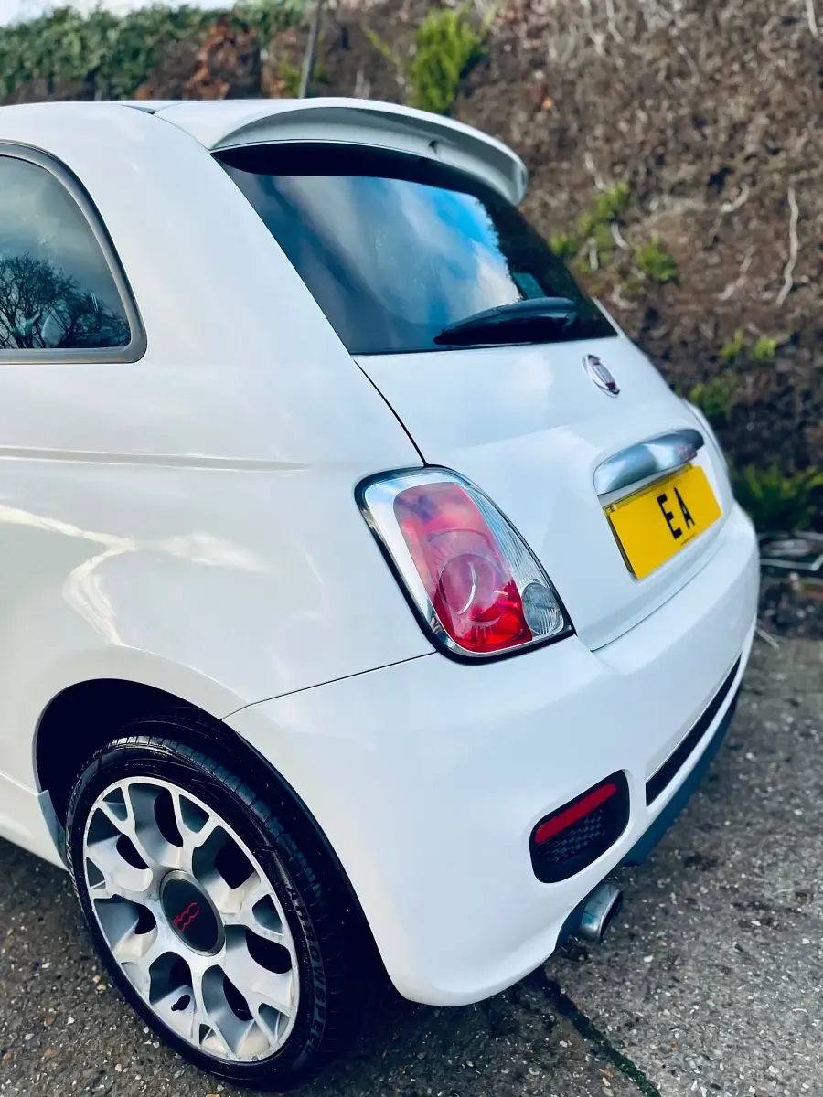 Used Fiat 500 S 69 HP (50 kW) 2014 White Hatchback