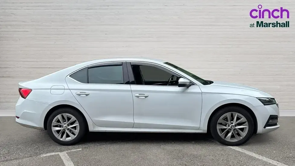 Used Skoda Octavia SE L 150 HP (110 kW) 2023 White