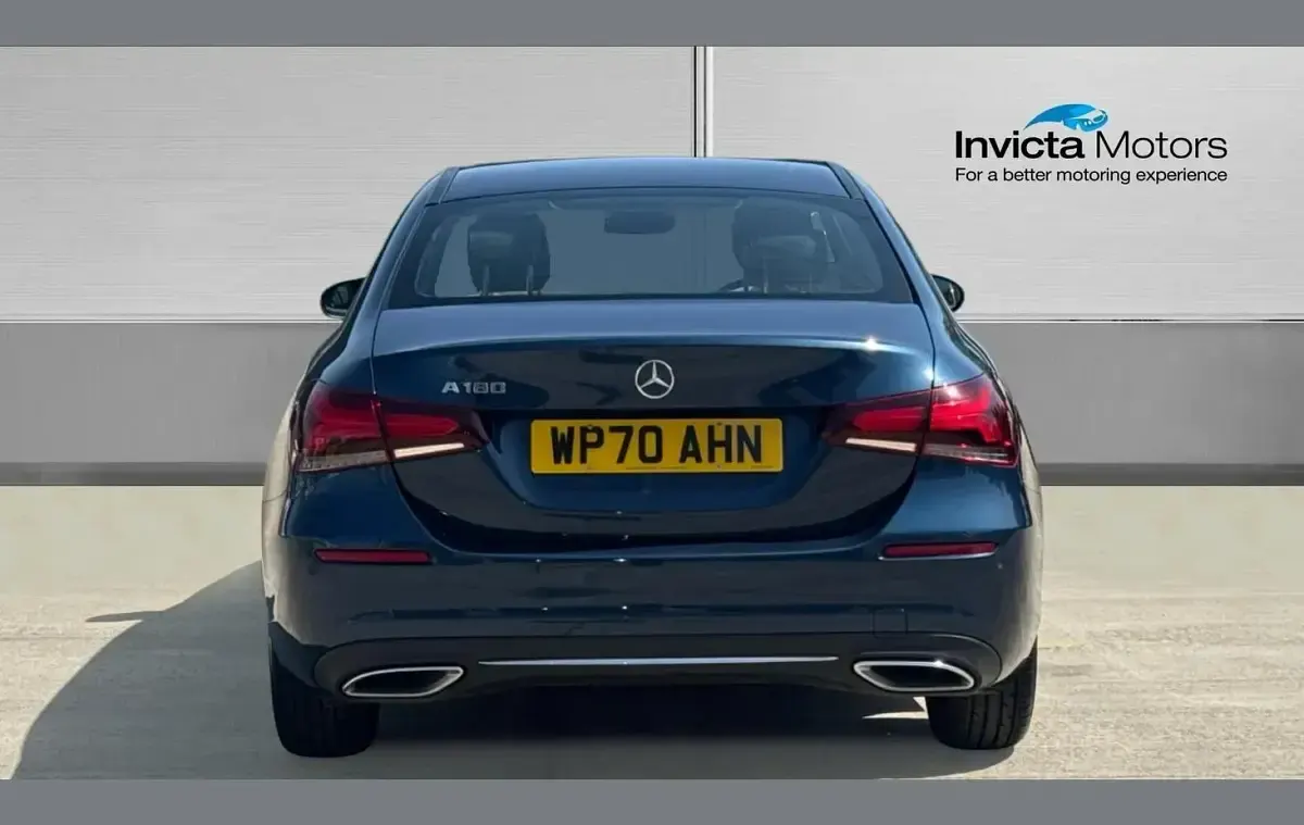 Used Mercedes A180 Executive 136 HP (100 kW) 2020 Blue Sedan