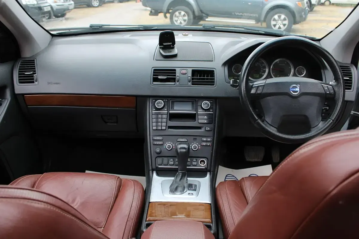 Used Volvo XC90 SE Lux 2008 Silver SUV
