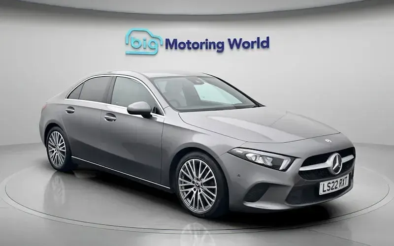 Gebraucht Mercedes A180 Executive 136 PS (100 kW) 2022 Grau Limousine
