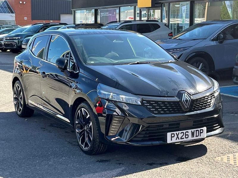 New Renault Clio V Techno 2026 Diamond black Hatchback