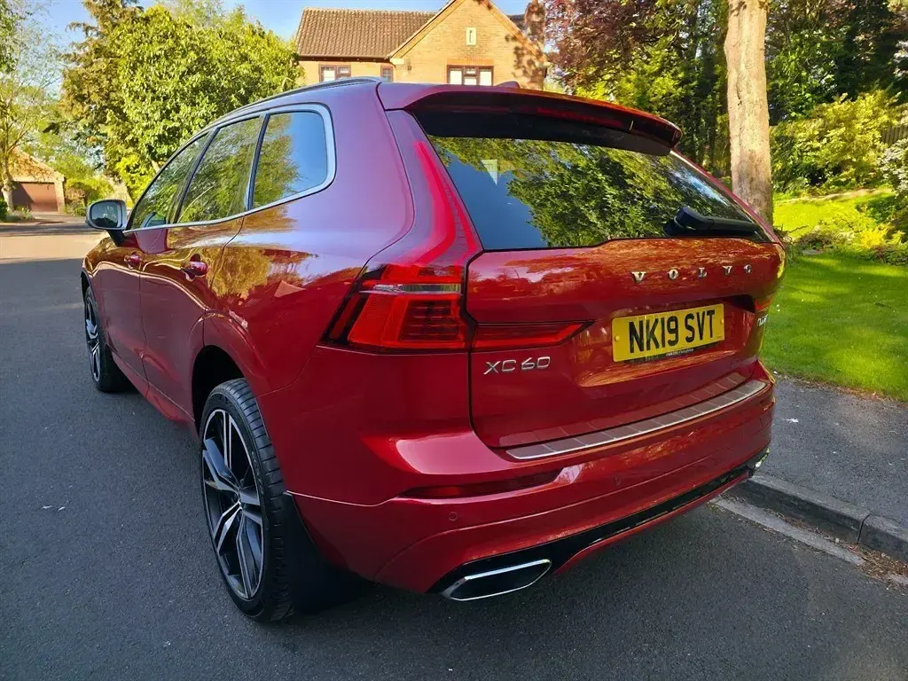 Usado Volvo XC60 R-Design Pro 2019 Rojo SUV