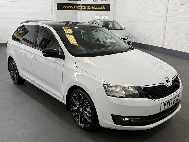 Used Skoda Rapid Sport 110 HP (80 kW) 2017 White Hatchback