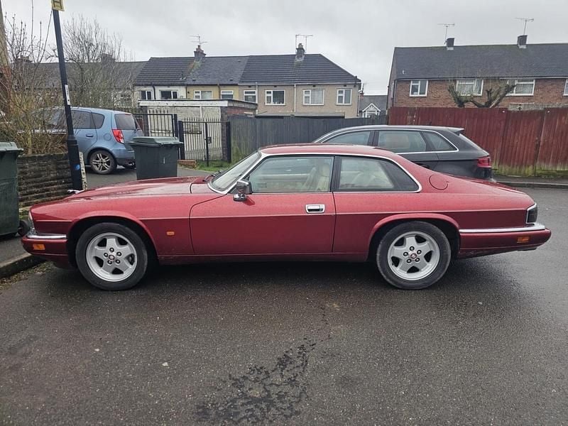 Used Jaguar XJS 1994 Red Sedan