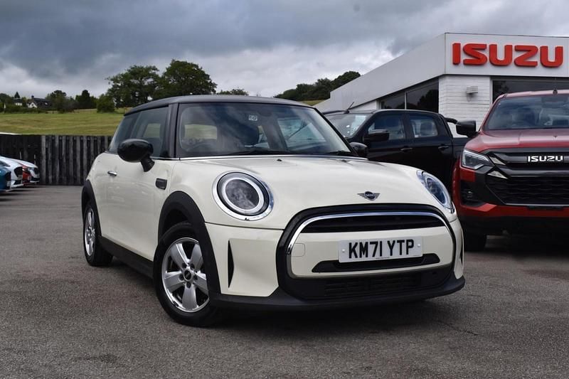 Used Mini Cooper Classic 2021 White Hatchback
