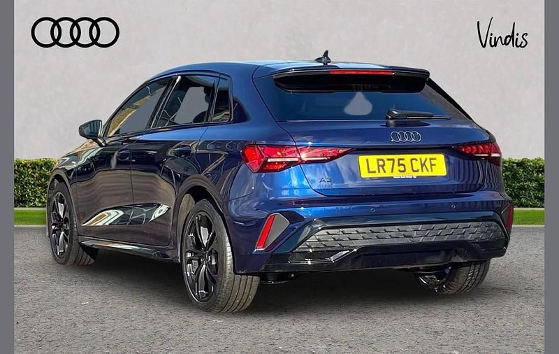 New Audi A3 e-tron Black Edition 200 HP (147 kW) 2025 Blue Hatchback