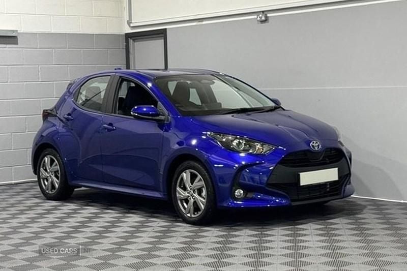 Used 2025 Toyota Yaris Hybrid | £19,995 (Fair price) - Image 1/1