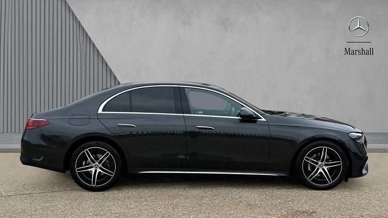 Used Mercedes E200 AMG Line Premium 204 HP (150 kW) 2025 Metallic paint graphite grey Sedan