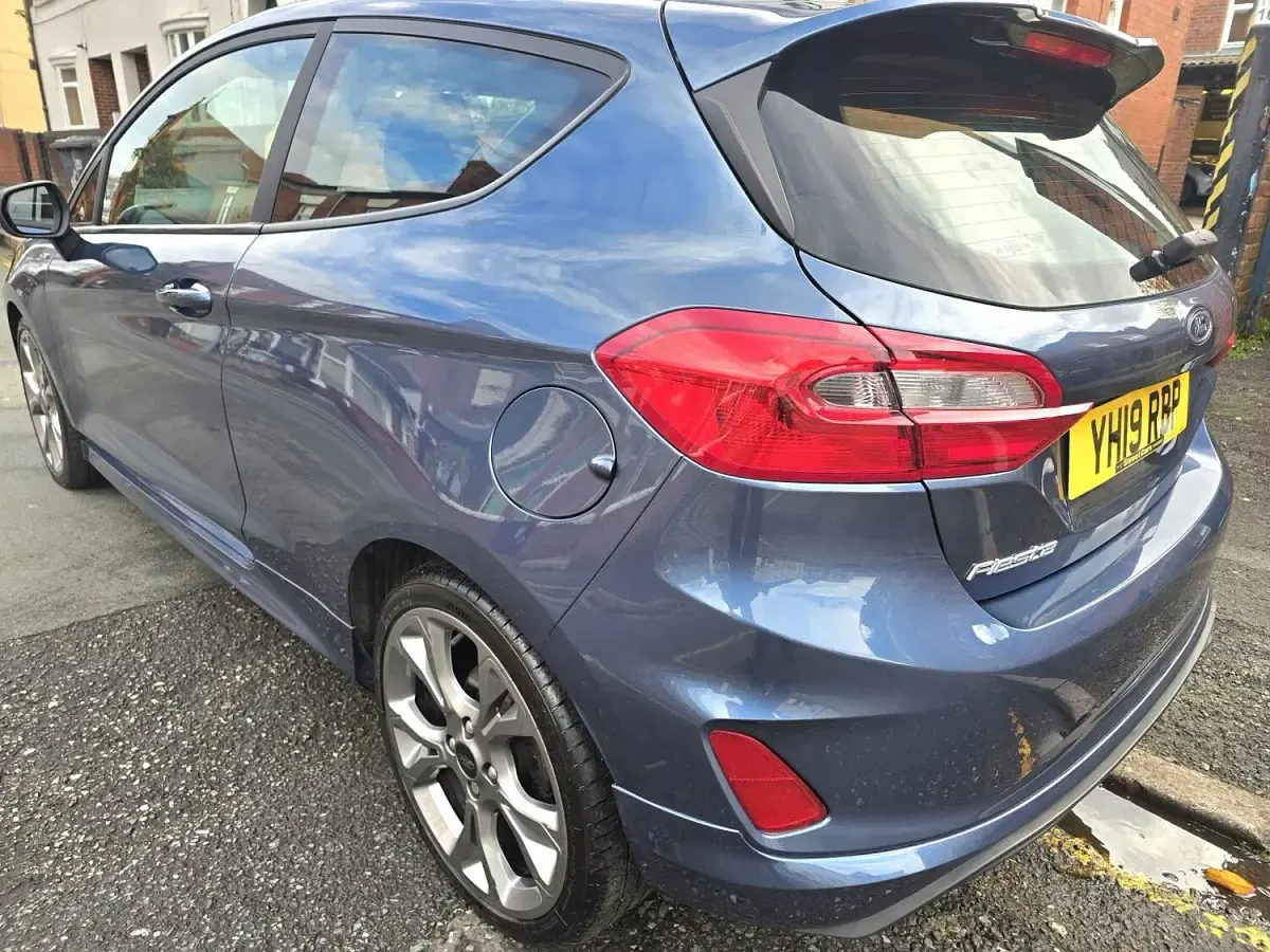 Used Ford Fiesta ST-Line 100 HP (73 kW) 2019 Blue Hatchback