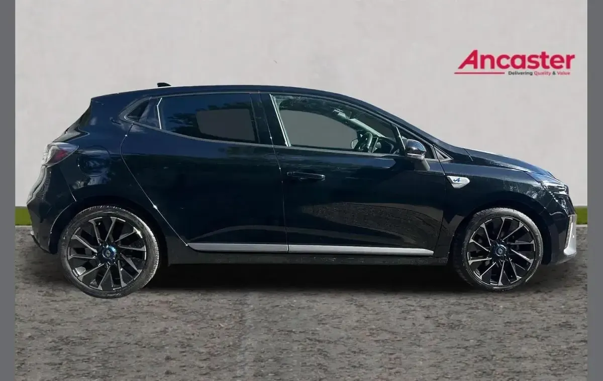 Begagnad Renault Clio V Esprit Alpine 143 HK (105 kW) 2024 Svart Halvkombi