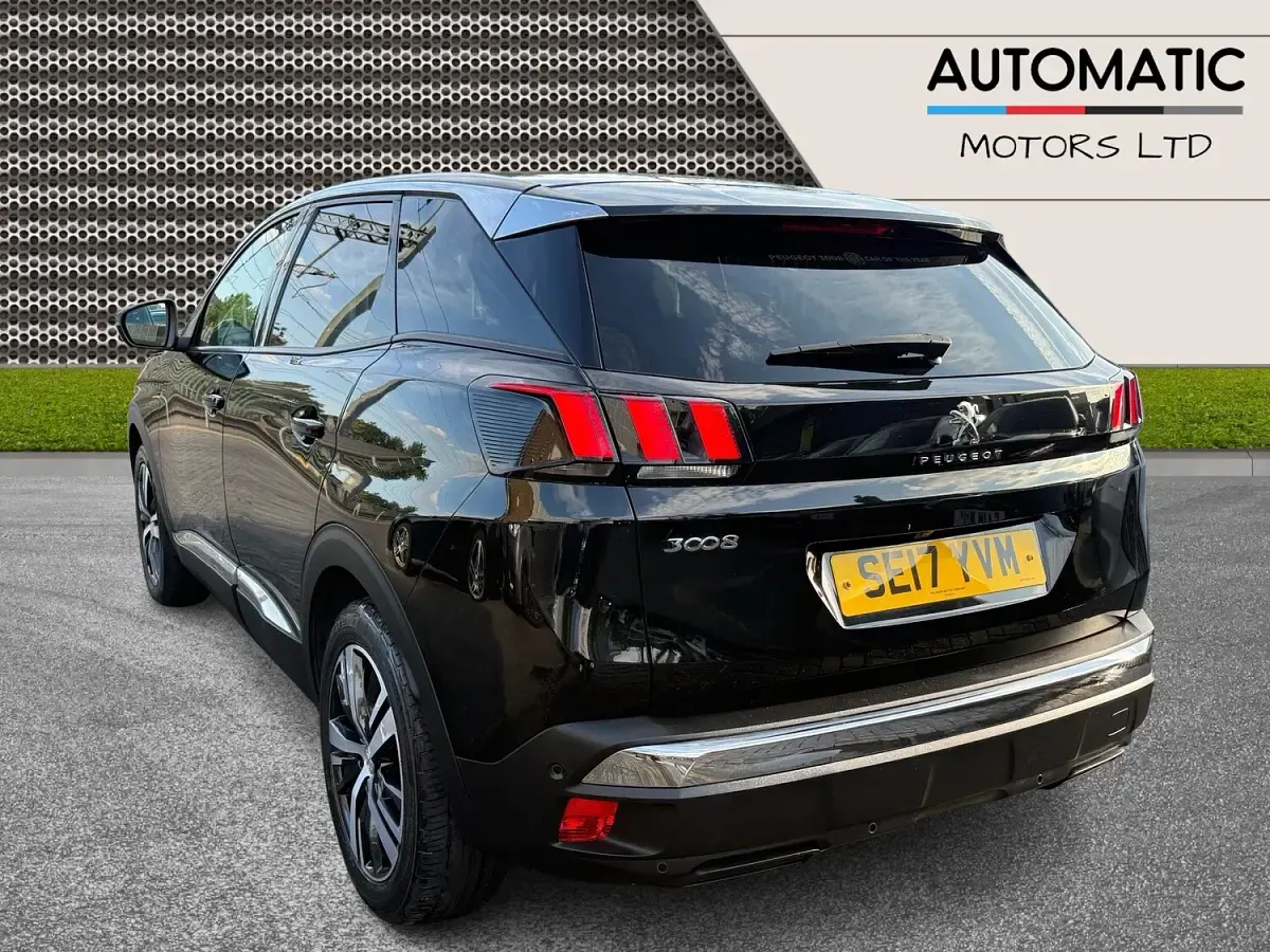 Used Peugeot 3008 Allure 120 HP (88 kW) 2017 Black SUV